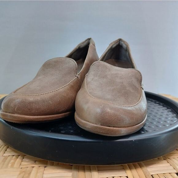 Nuture Leather Heeled Wedge Loafers - Picture 3 of 5